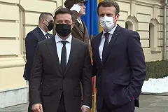 Макрон заявил, что Зеленскому придется вести переговоры с РФ