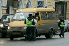 Водитель маршрутки «под наркотой» сбил женщину на парковке в Челябинске