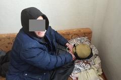 Избил, начал душить и хотел поджечь: в Екатеринбурге грузчик попытался убить девушку