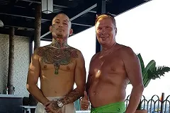 Учителя физкультуры из свердловского города затравили из-за фото с Моргенштерном*