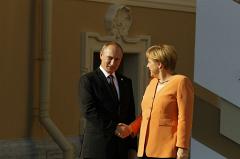 Меркель 10 мая проведет в Москве переговоры с Путиным
