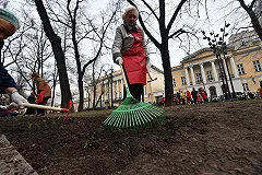 Куйвашев запретил мэрам проводить субботники