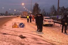В ДТП с грузовиком на Челябинском тракте погибла молодая девушка