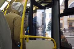 Власти Екатеринбурга запретили разборки с пассажирами в автобусах