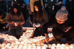 В Японии почтили минутой молчания память тысяч жертв цунами 2011 года