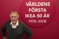 Умер создатель IKEA