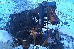 Водитель погиб: в Свердловской области карьерный самосвал рухнул с уступа