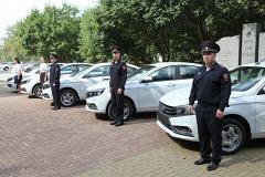 Свердловским сотрудникам ГИБДД вручили новые автомобили