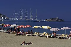 Турция готова отменить загранпаспорта для российских туристов