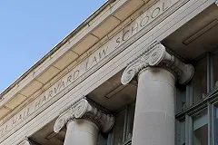 В Гарварде вручили Шнобелевские премии