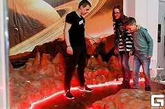 Житель Екатеринбурга вышел из дома и улетел на Марс