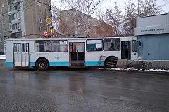 Девушка, пострадавшая в ДТП с троллейбусом, находится в больнице