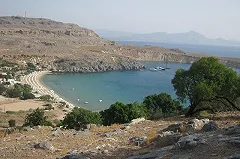 На Родосе отравились десятки российских туристов