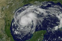Техас и Луизиана могут уйти под воду во время урагана «Харви»