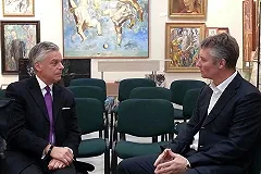 Посол США в России посмотрел музей Брусиловского и поговорил с Ройзманом