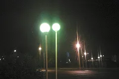 Жители Новоуральска возмущены частоколом из фонарей