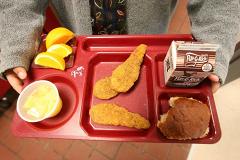 Школьники страдают от ожирения и болезней желудка