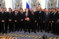 Футбольную сборную России чествовали в Кремле