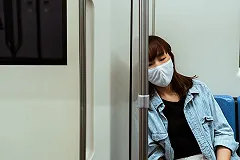 Число заражённых коронавирусом свердловчан увеличивается с каждым днём