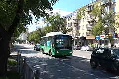 «Когда достала лосины с камнем, стало страшно». Пассажирка устроила склоку в автобусе на Химмаше