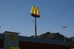 «Макдоналдс» может вернуться в Россию под новым брендом
