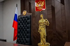 В Екатеринбурге 19-летний дворник объяснил суду, за что ударил 12-летнего сына своей сожительницы
