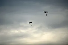 Песков не стал комментировать дезертирство контрактников в Ростовской области