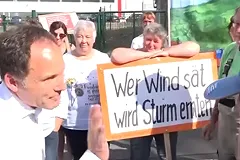 Экс-канцлер ФРГ назвал запуск «Северного потока-2» очевидным решением кризиса