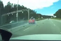 Упавший под поезд в метро екатеринбуржец сбежал из больницы и угодил под машину