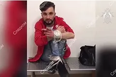 Дебошир устроил драку на борту «Уральских авиалиний»: «Аллах, аллах, аллах»