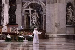 Власти: «Екатеринбургская епархия призвала верующих присоединиться к онлайн-богослужениям»