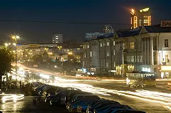 Парковку с площади 1905 года предложили перенести на соседнюю улицу