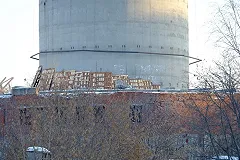 Лазерщика, автора надписей на телебашне, обвинили в незаконной агитации