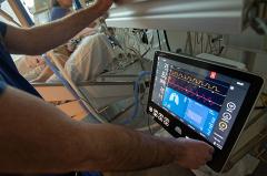 В больницы Екатеринбурга поступят несколько десятков новых аппаратов ИВЛ