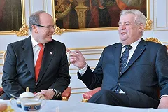 В Чехии раскрыли истинную цель поездки Земана в Москву на 9 Мая