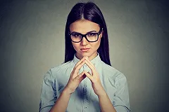 Какие первые признаки мошенников — что нового придумали аферисты Екатеринбурга