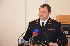 Пользователи Сети предположили, кому приходится сыном виновник ДТП на Малышева