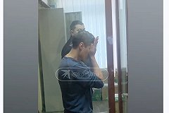 «Избил ненамеренно». Семья набросившегося на подростка на Уктусе не признает вину