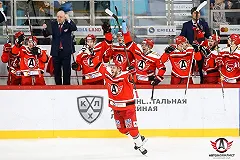 Уже 17! «Автомобилист» продлил победную серию, обыграв «Сибирь»