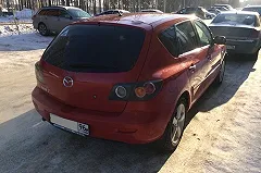 У злостного неплательщика алиментов из Белоярского изъяли «Мазду 3»