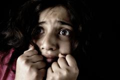 В Свердловской области отчим изнасиловал 13-летнюю падчерицу