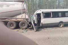 Пассажирская «Газель» попала в ДТП на Серовском тракте. Есть погибший