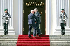 Германия призвала не объявлять Россию врагом