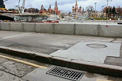 Екатеринбургский художник представил провокационный арт-объект возле Кремля