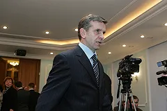 Зурабов уволен с должности посла России на Украине