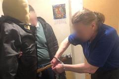 Екатеринбургский пенсионер пригласил к себе молодого мужчину и зарезал его