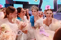 «Мисс Екатеринбург-2023» стала 21-летняя Александра Кузнецова