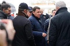 РБК: в Кремле обсуждают замену свердловского губернатора Евгения Куйвашева