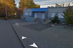 Екатеринбуржцы штурмуют поликлинику в огромной очереди за талонами