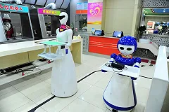 Посетитель ресторана открыл стрельбу из-за отказа официантки с ним посидеть